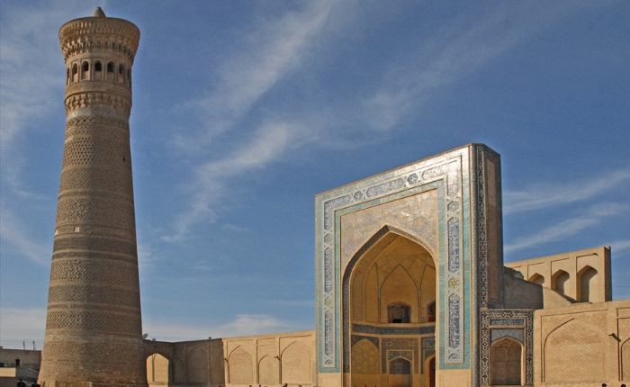  boukhara, circuit en ouzbékistan, circuit touristique en ouzbékistan, minaret kalon, mosquée kalon, séjour ouzbékistan